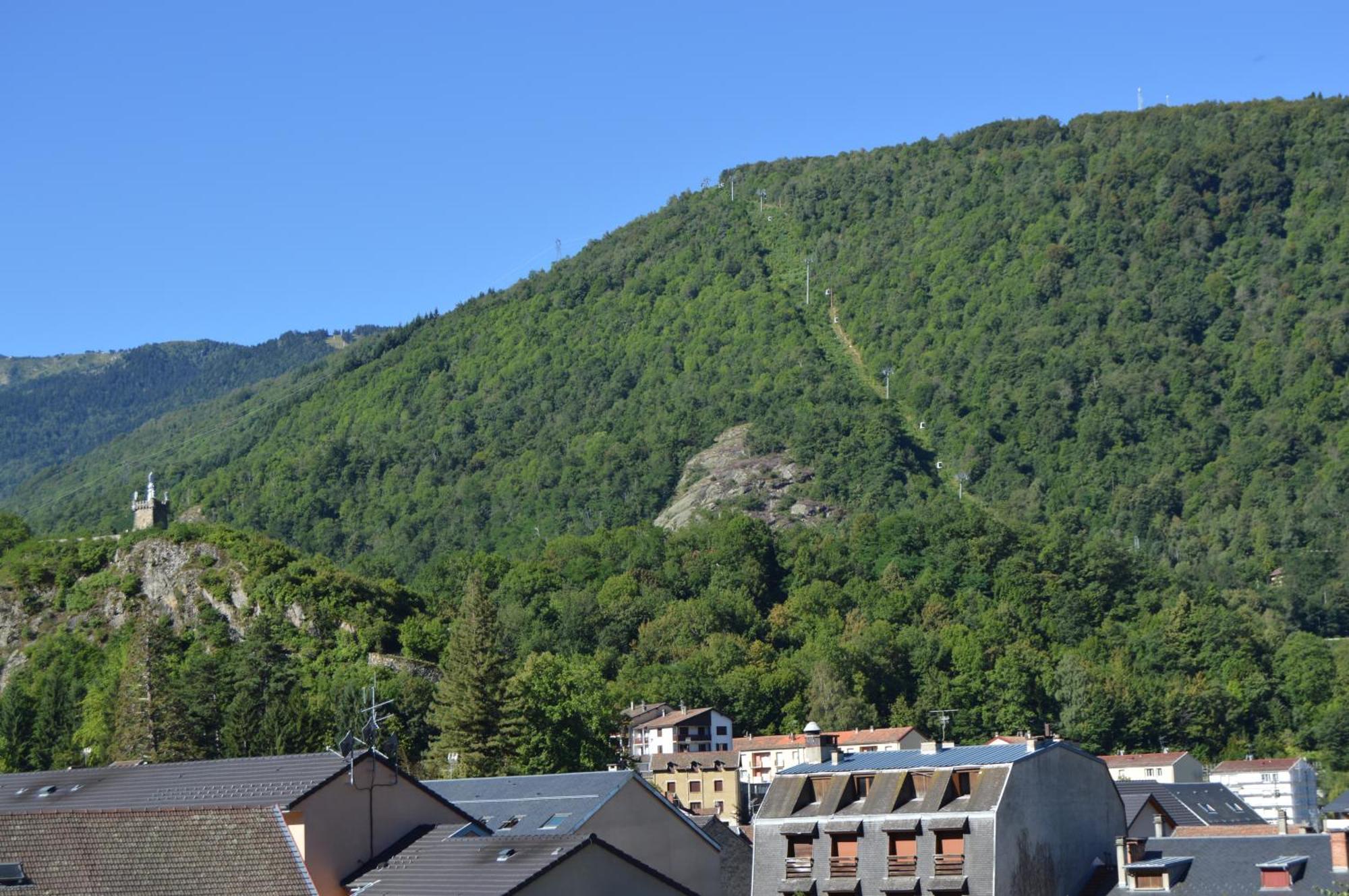 Hotel Restaurant Le Bellevue Ax-les-Thermes Esterno foto