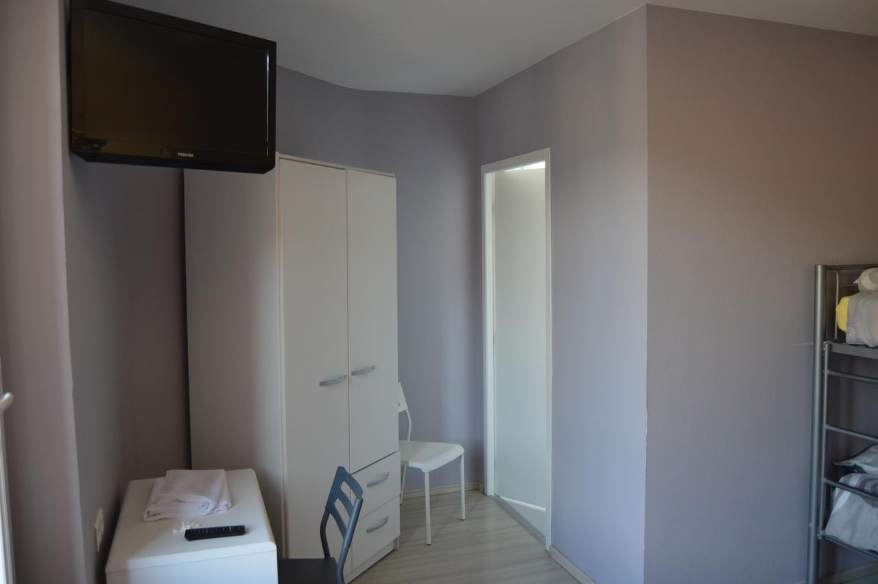 Hotel Restaurant Le Bellevue Ax-les-Thermes Esterno foto