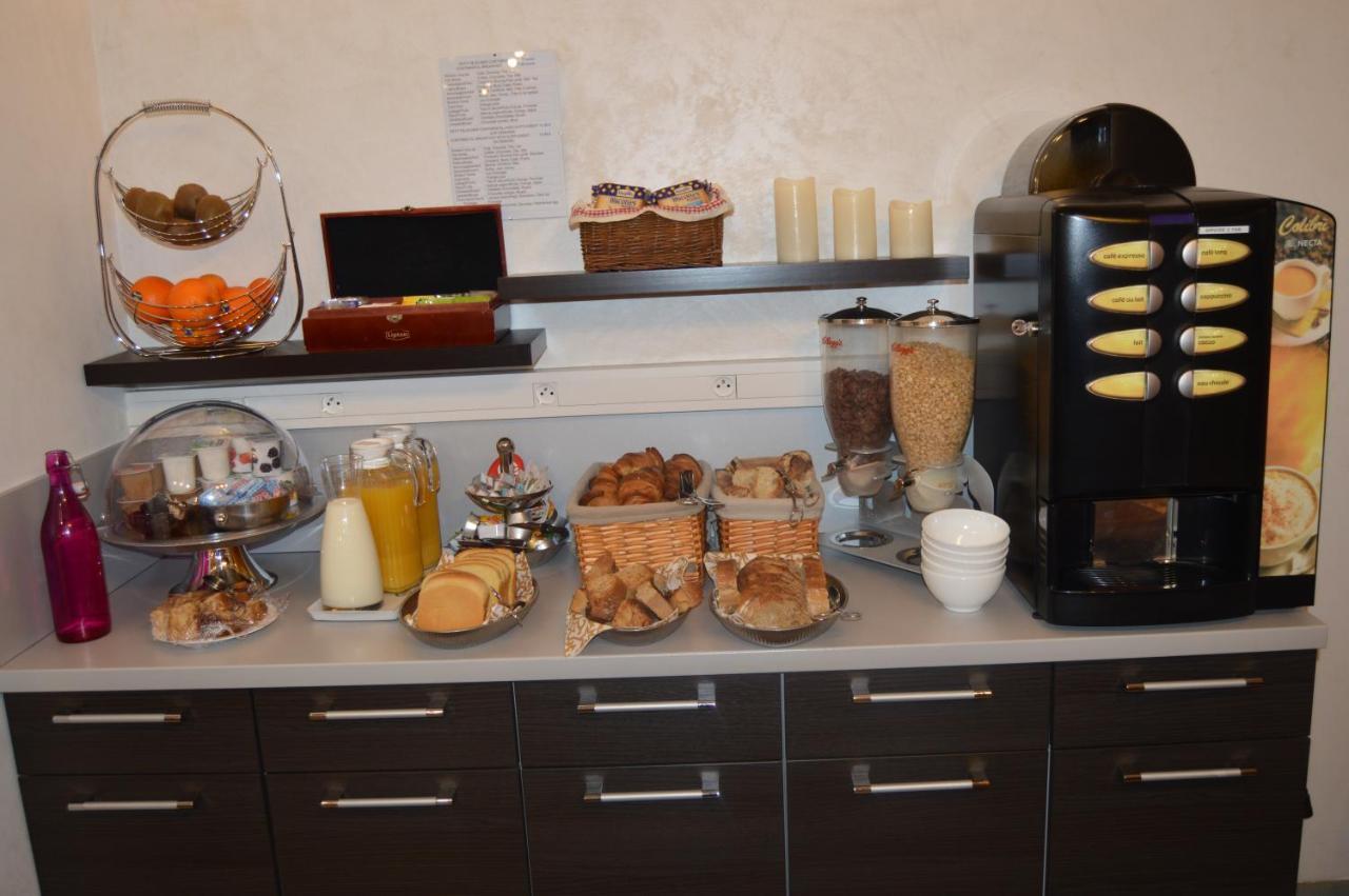 Hotel Restaurant Le Bellevue Ax-les-Thermes Esterno foto